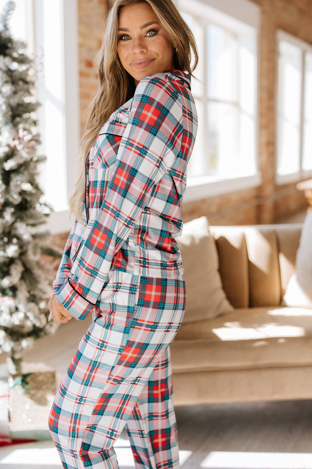 Buffalo Plaid Christmas Pajama Set | S-2XL