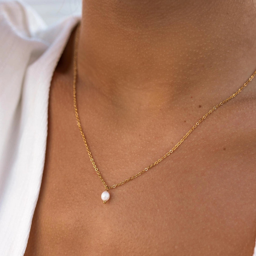 Isla Pearl Necklace