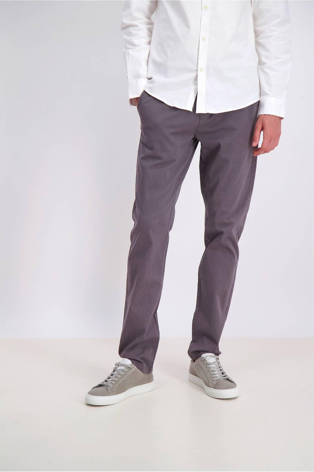 Lindbergh - SuperFlex Slim Fit Chino Pants - Rust & Refined