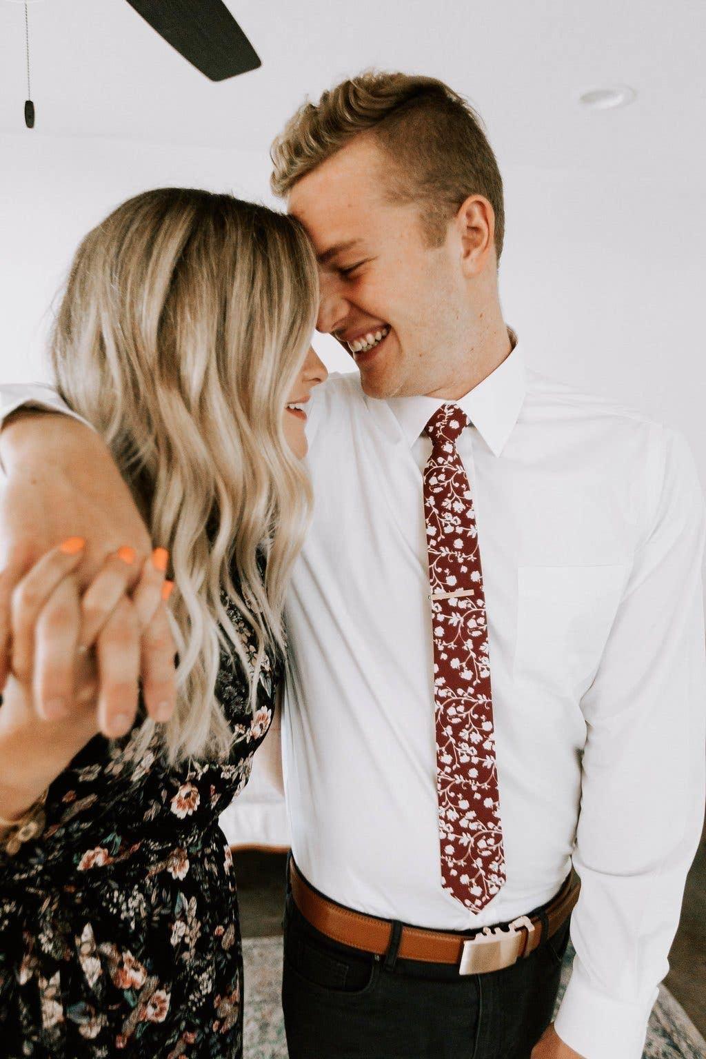 Tough Apparel - Burgunator - Ron Burgundy Red Floral Tie: 2.5" Slim/Skinny Tie - Rust & Refined